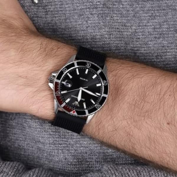 Emporio Armani AR11341 Erkek Kol Saati